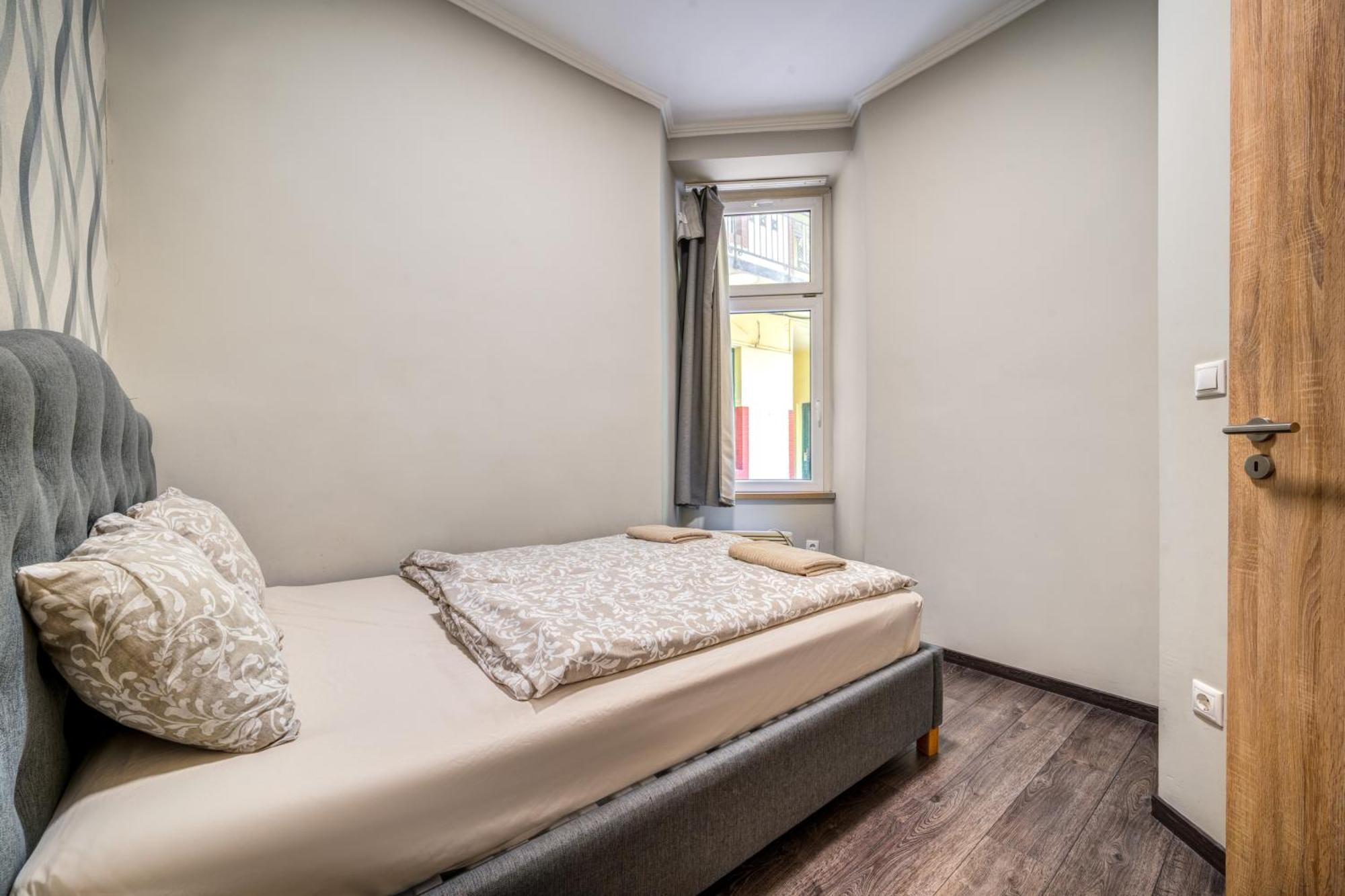 Akacfa-a13 Center 2 Bedroom *