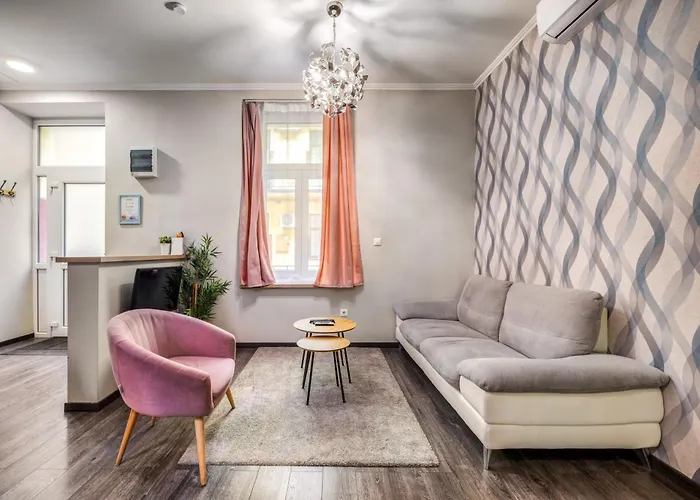 Akacfa-A13 Center 2 Bedroom Apartment