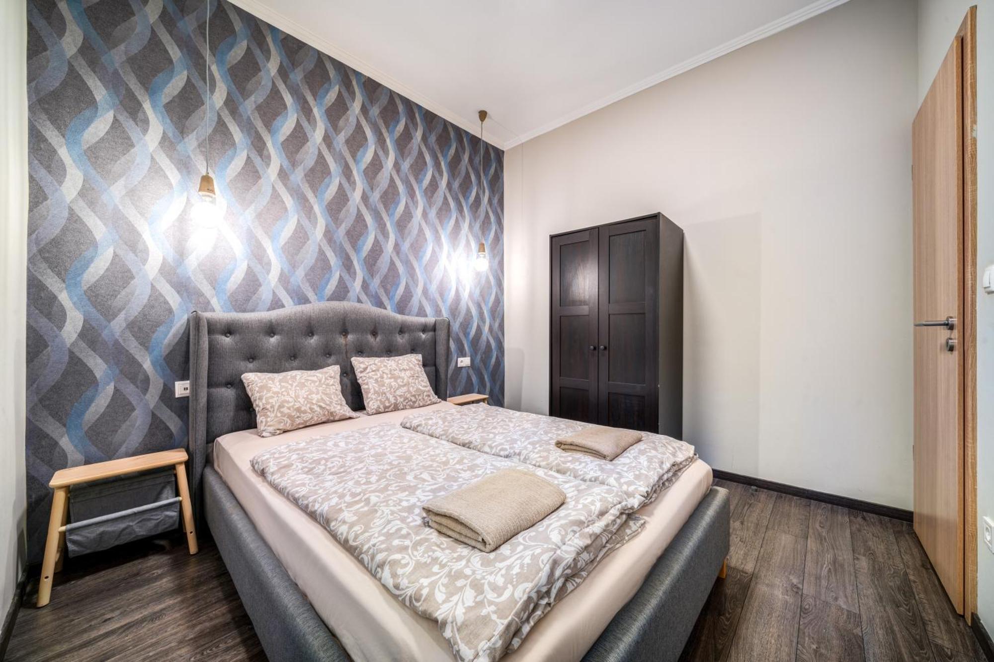 Akacfa-a13 Center 2 Bedroom *