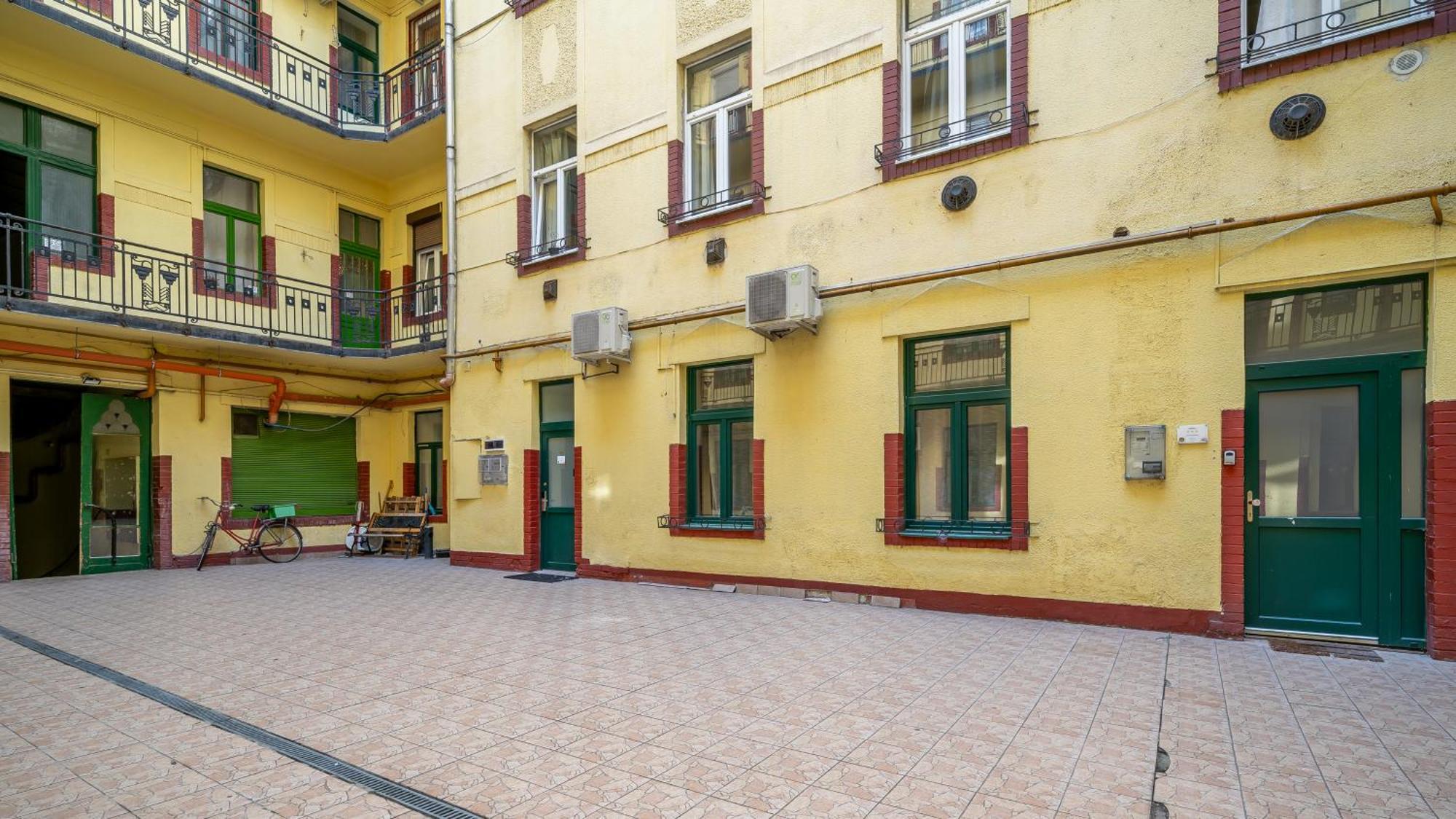Apartment Akacfa-a13 Center 2 Bedroom *