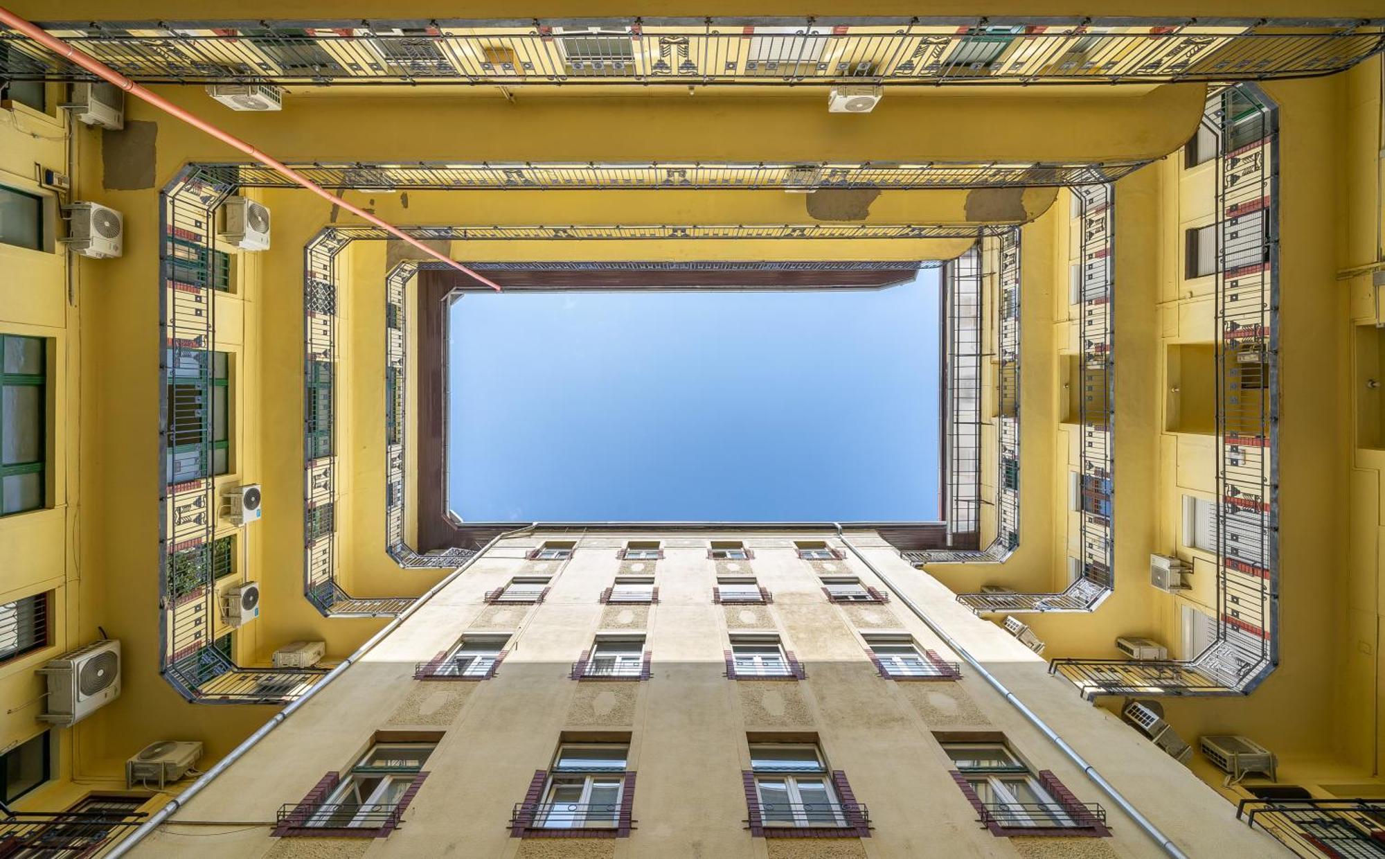 Akacfa-a13 Center 2 Bedroom Apartment Budapest