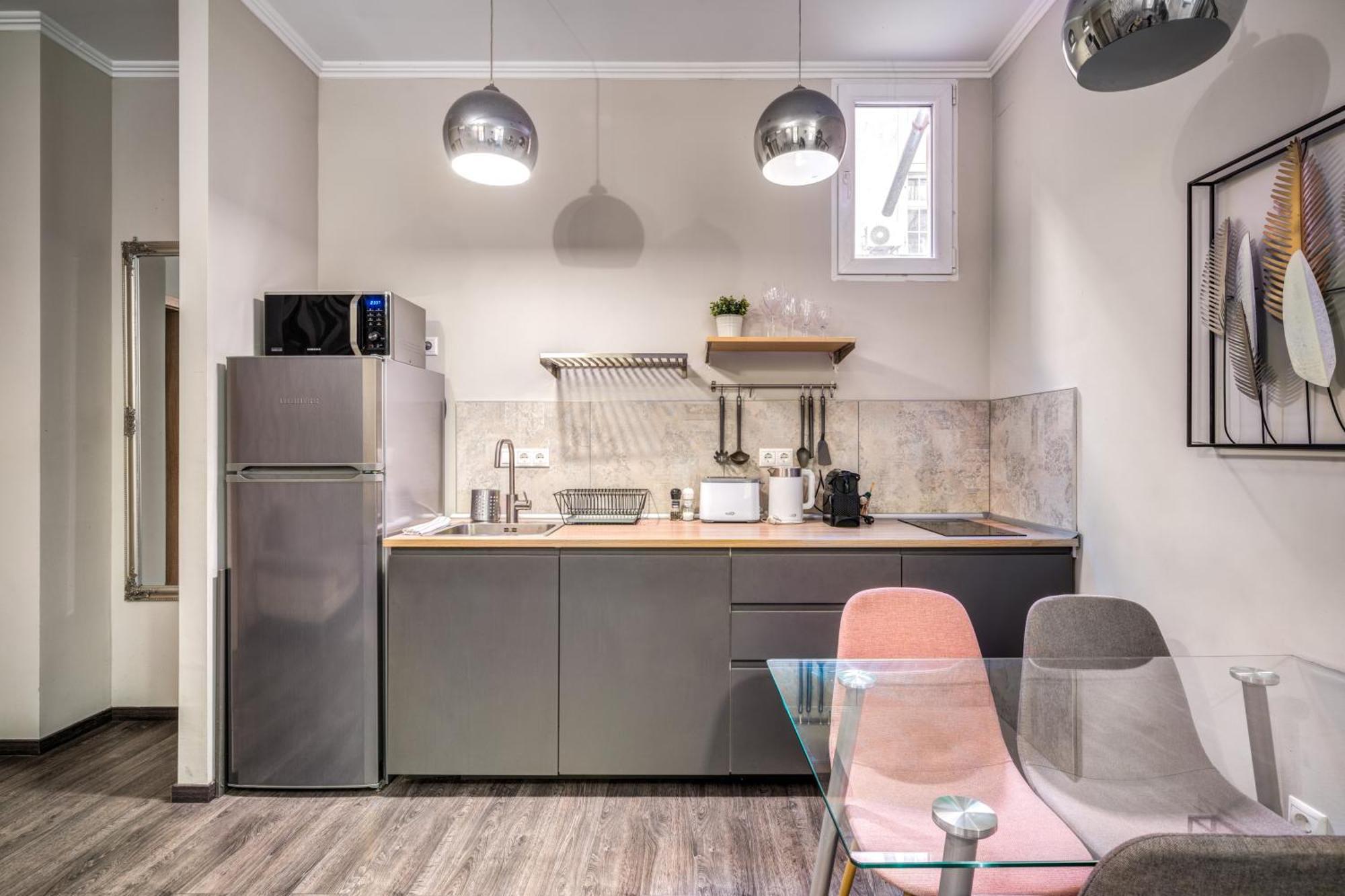 Akacfa-a13 Center 2 Bedroom